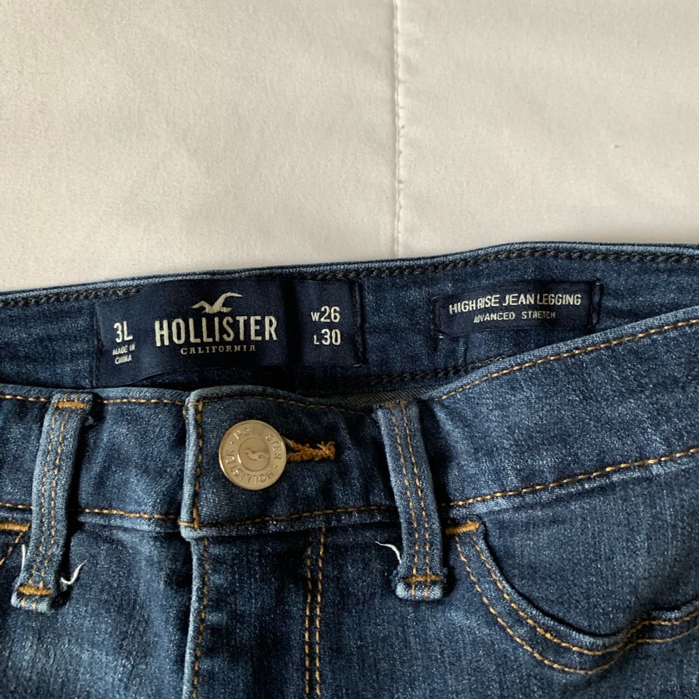 Jeans - Picture 3 of 4